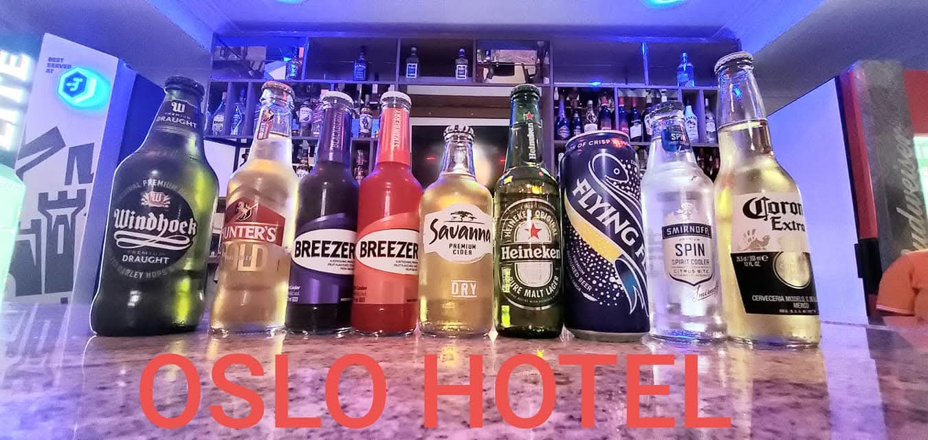 Poolside bar